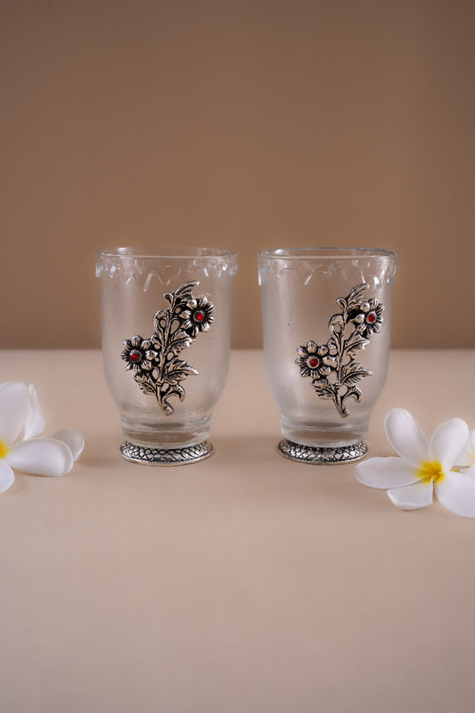 Pair Of Silver Antique Work Colddrink Glasses With Bottom Carving - Pitaltamba