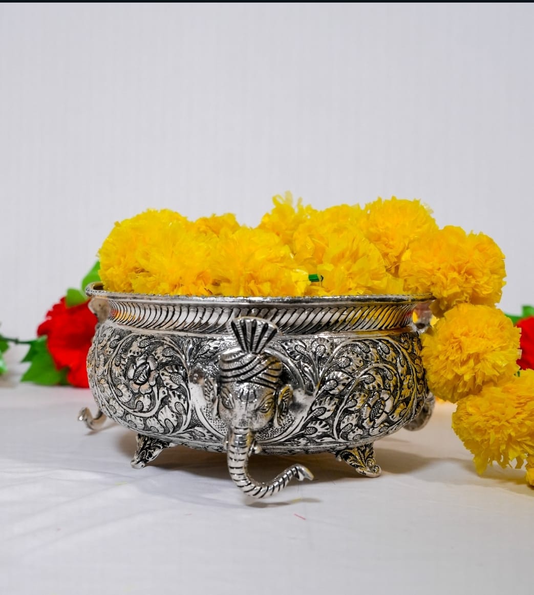 Ganesha Urli With intricate Carvings