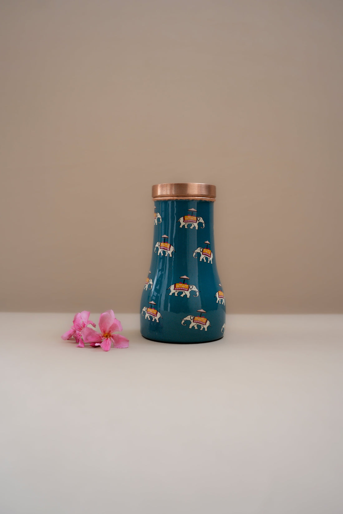 Why Copper Water Bottles Are Better Than Plastic Ones