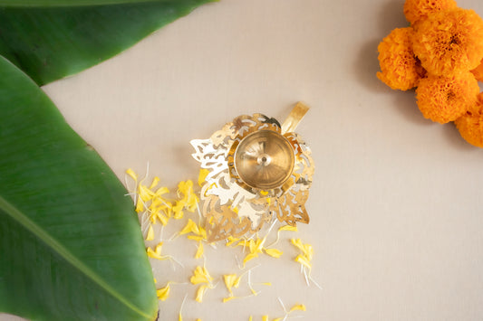 Leaf Brass Diya - Pitaltamba