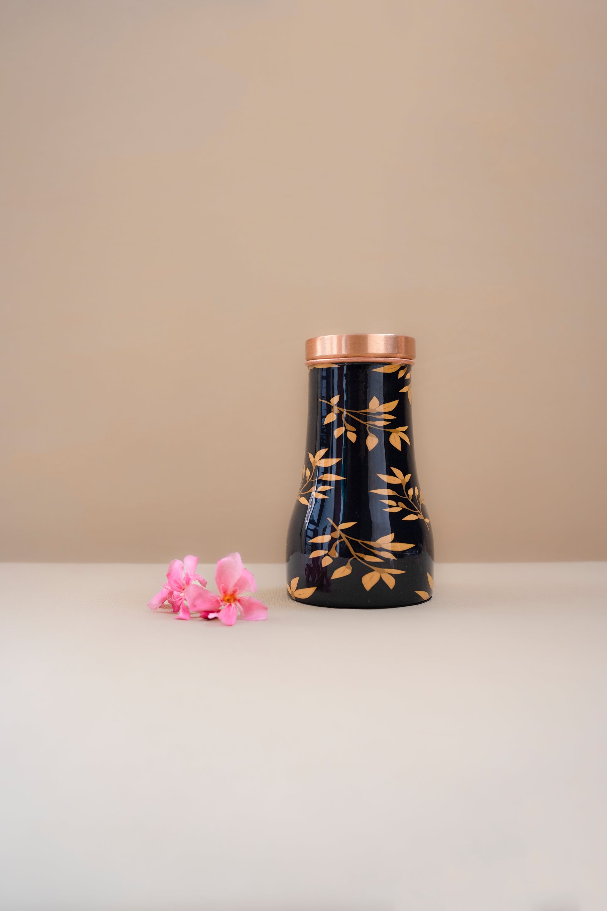 Bedroom Water Bottle Pot - Pitaltamba