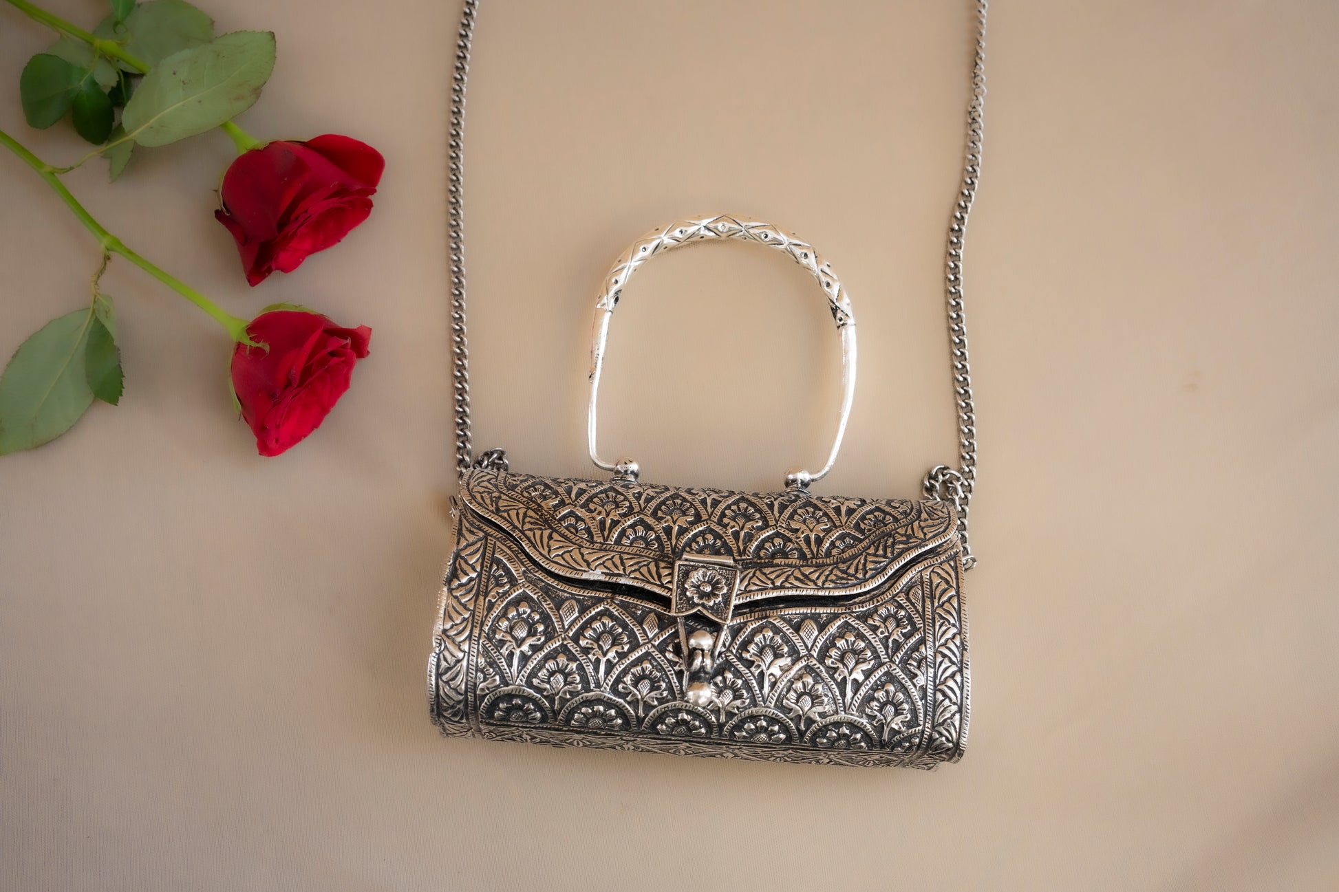 Intricate Carving Silver Purse / Clutch With Handle & String - Pitaltamba