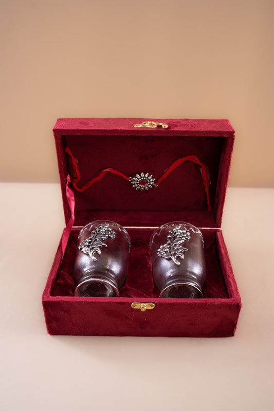 Pair Of Silver Antique Work Cooldrink Glasses With Bottom Carving