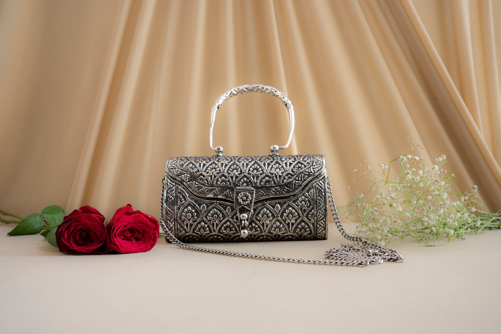 Intricate Carving Silver Purse / Clutch With Handle & String - Pitaltamba