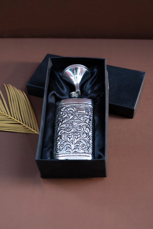 Hip Flask With Funnel