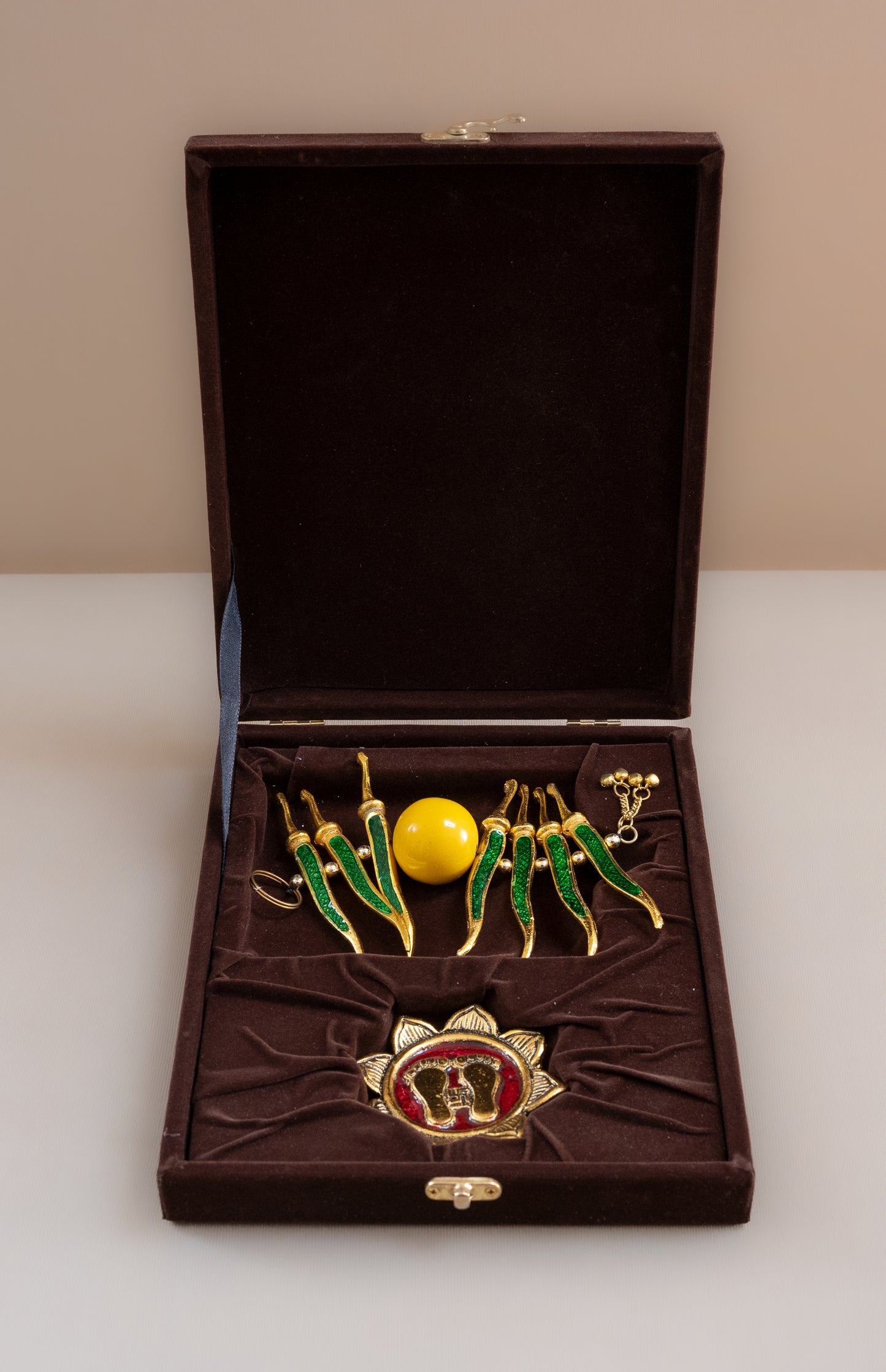 Lemon & Chilli Gold Door Hanging with Laxmi Ji Charan Paduka