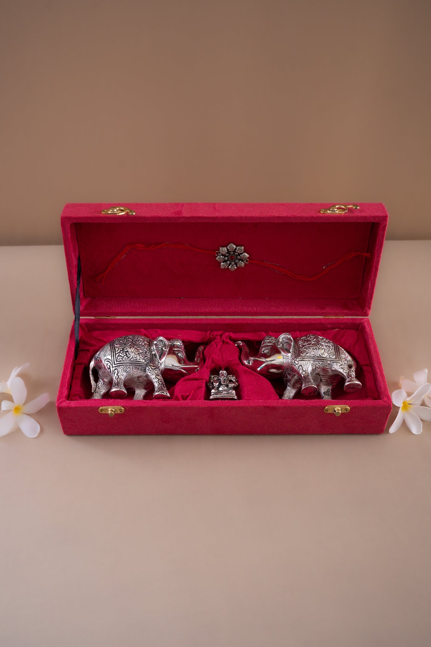Ganesh Idol With Pair Of Elephants