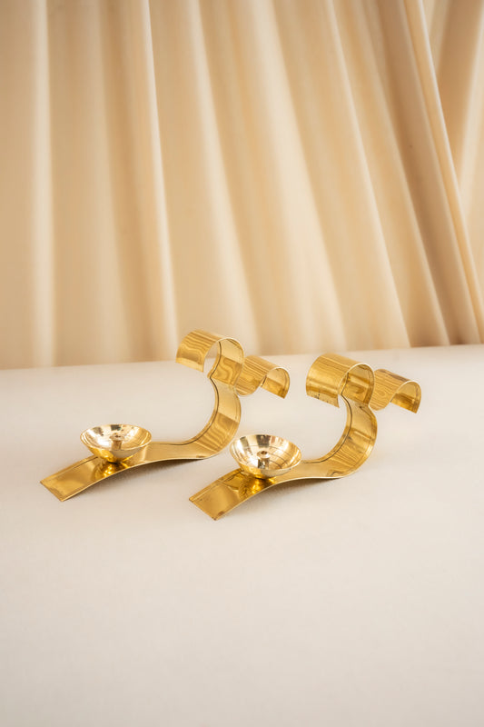 Om Brass Diya - Pitaltamba