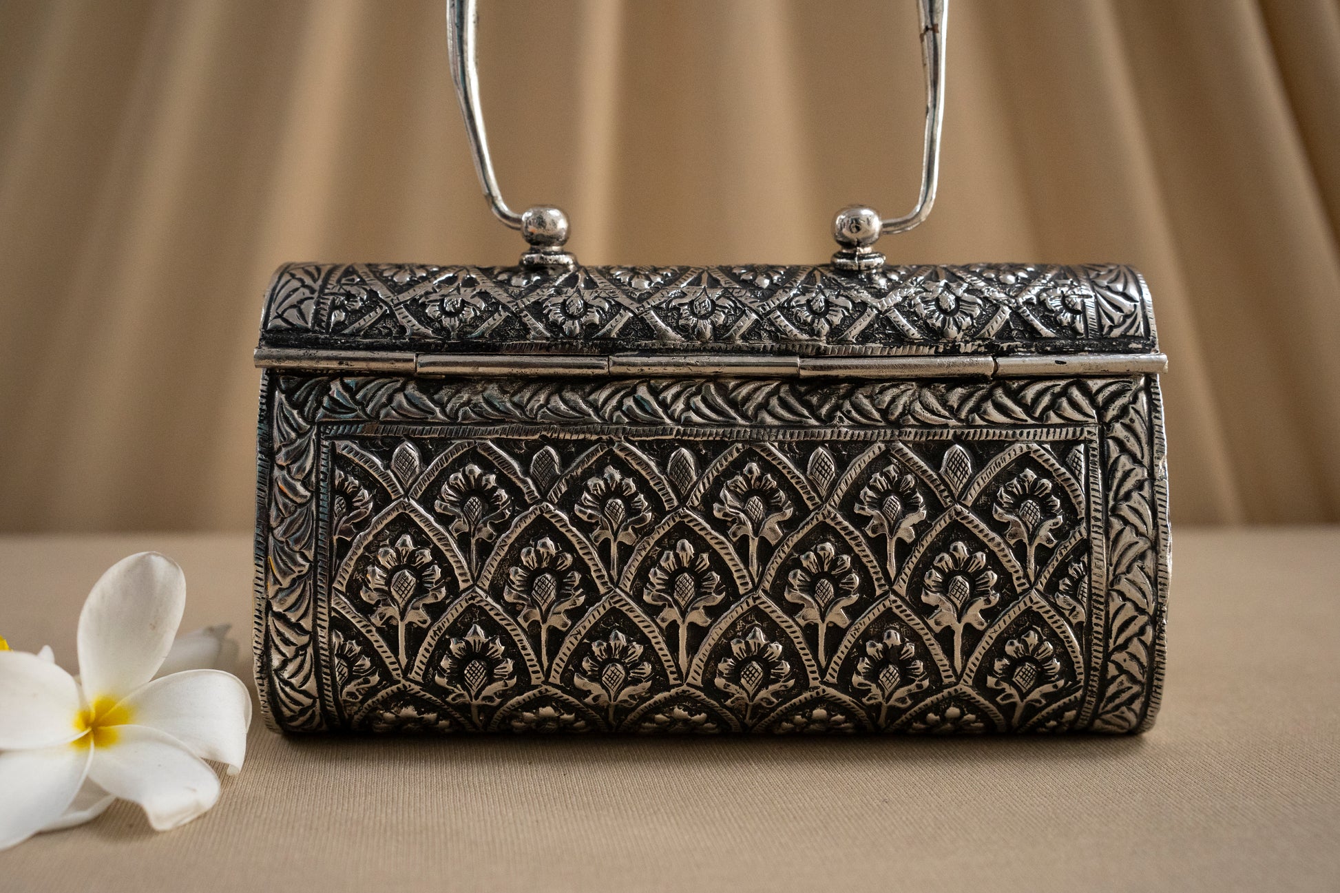 Intricate Carving Silver Purse / Clutch With Handle & String - Pitaltamba
