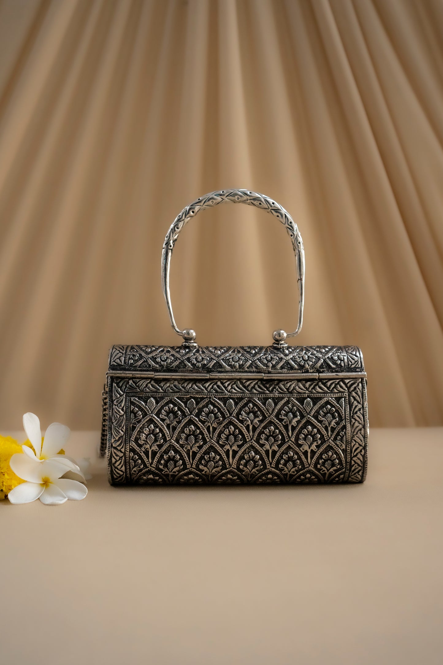 Intricate Carving Silver Purse / Clutch With Handle & String - Pitaltamba