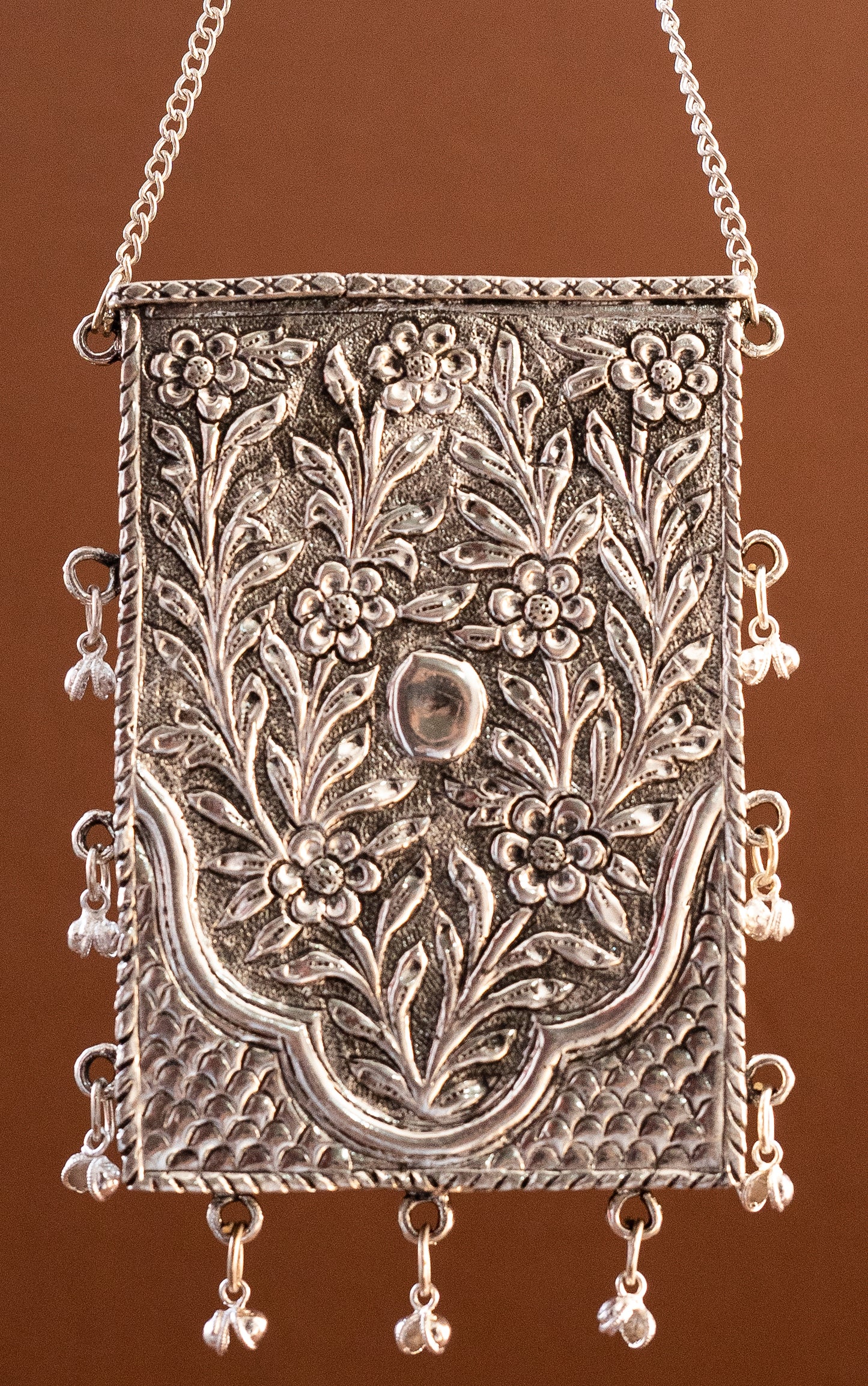 Mobile Holder with Ghungroo
