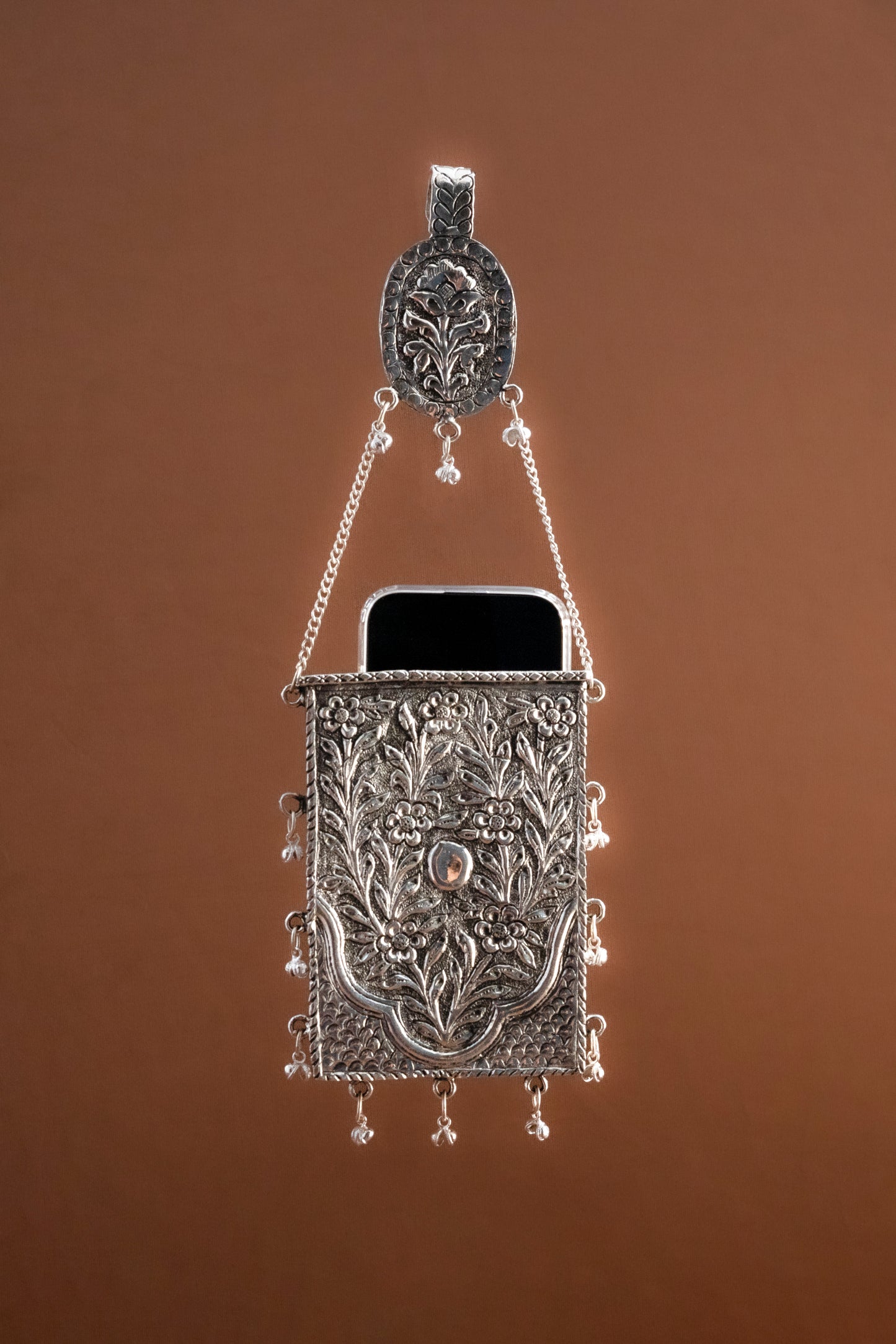 Mobile Holder with Ghungroo