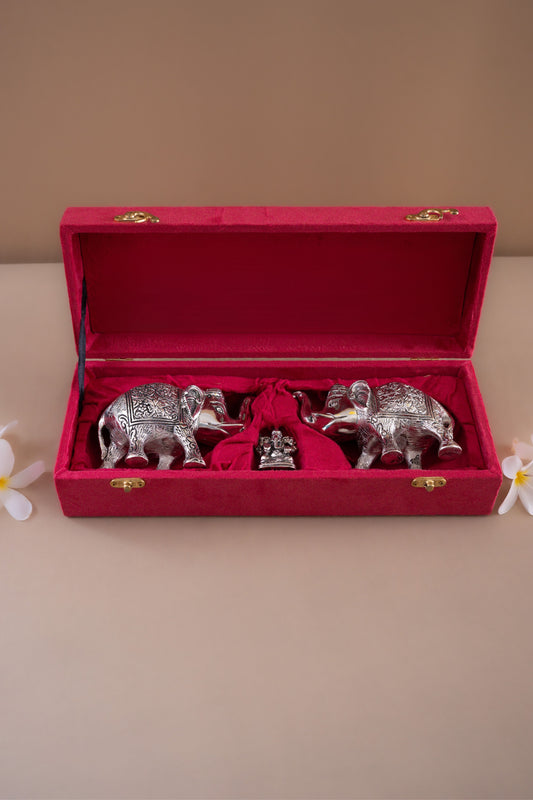 Ganesh Idol With Pair Of Elephants - Pitaltamba