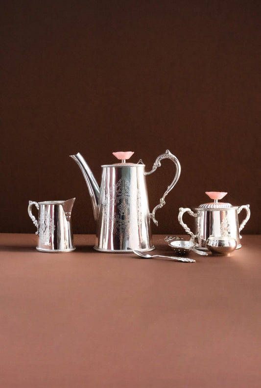 Tea Pot Set With Spoon & Strainer - Pitaltamba
