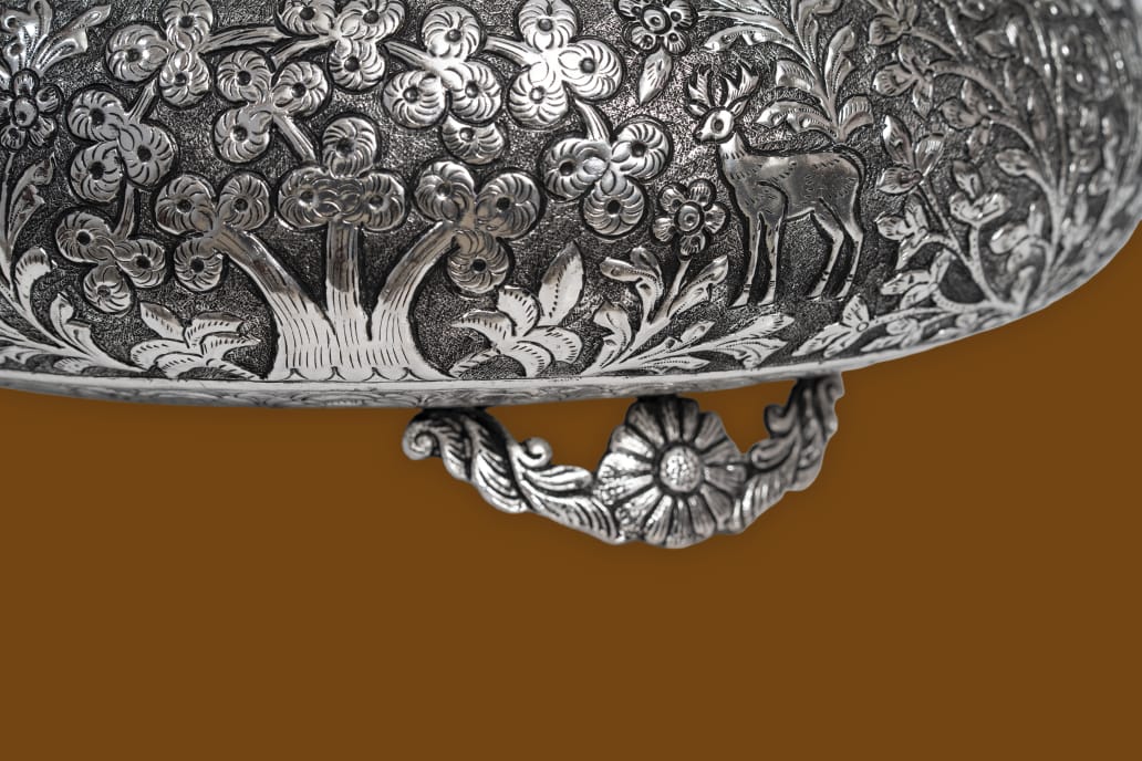 Jungle Theme Urli With Intricate Carvings